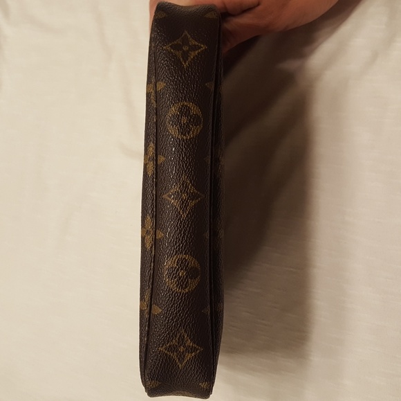 sold# Authentic Louis Vuitton - Picture 3 of 7